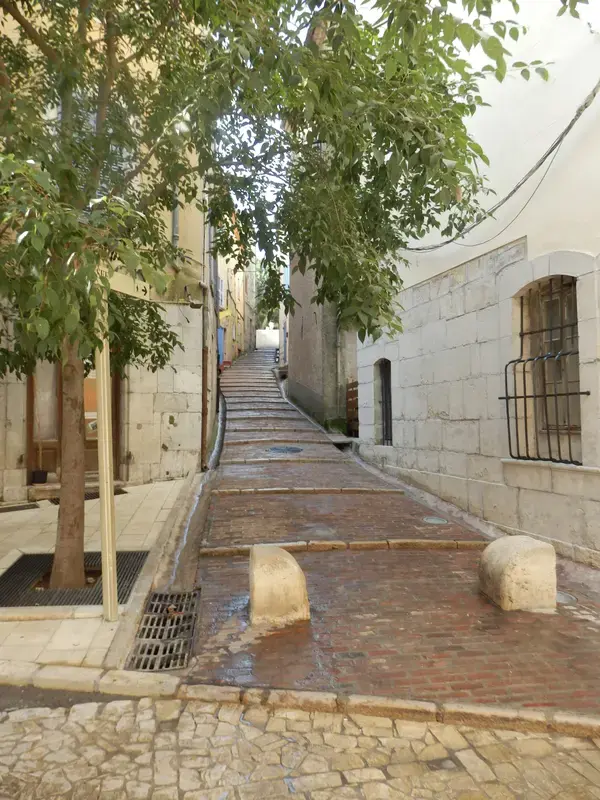 Cuisiniste sur Mesure 83 Cuisiniste sur mesure Brignoles