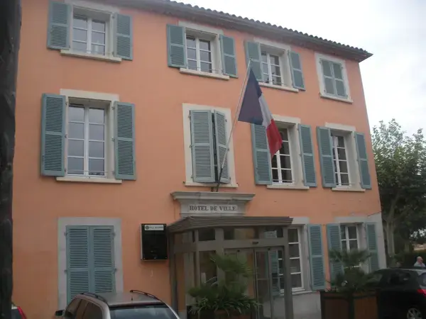 Cuisiniste sur Mesure 83 Cuisiniste sur mesure Cuers